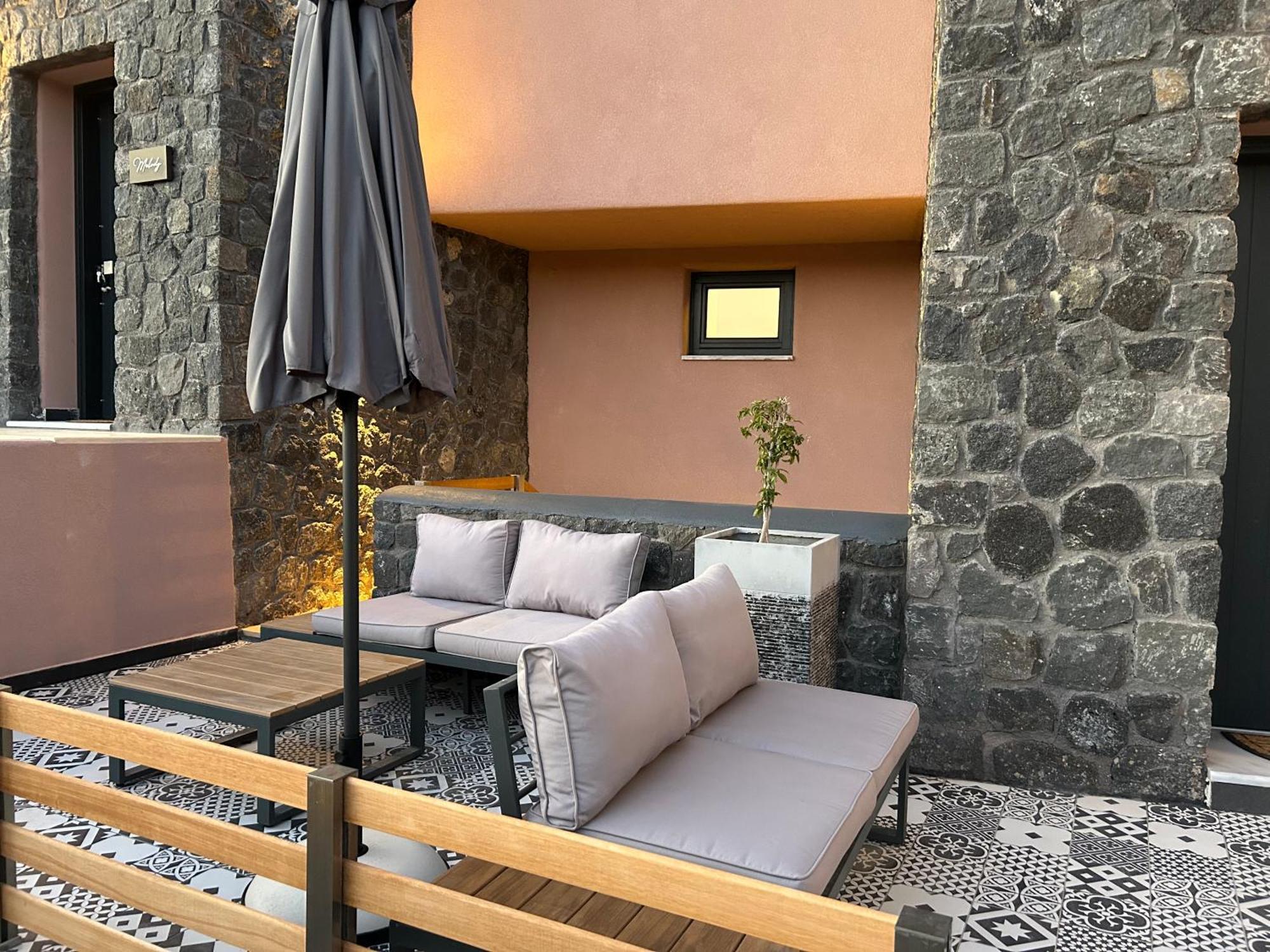 Golden Moments Luxury Stone Villas C Mesariá Exteriér fotografie